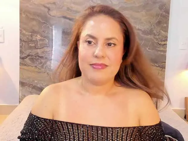 Offline Alessia12- on BongaCams