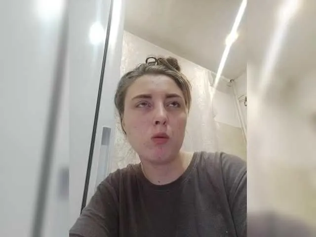 AlinaLili on BongaCams