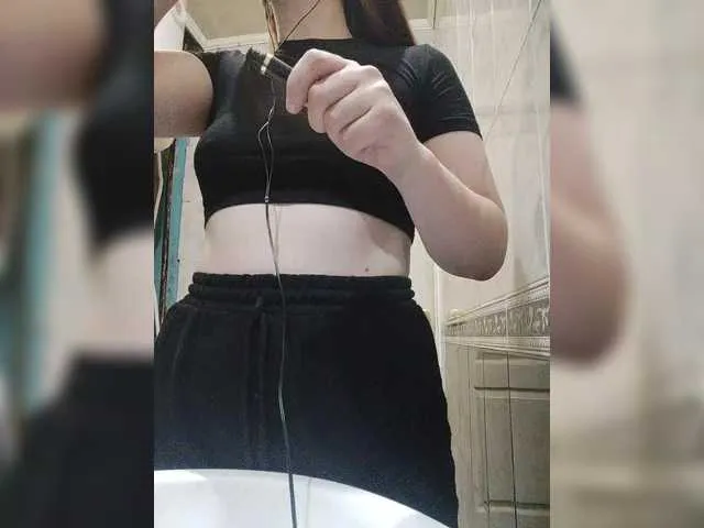 AlinaLili on BongaCams