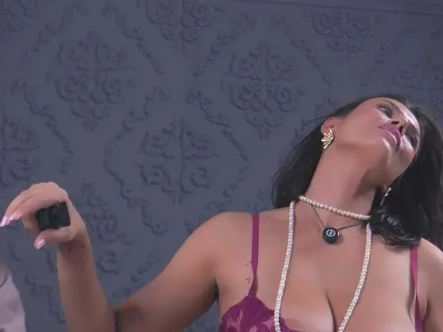 AnaisLeblanc on BongaCams 