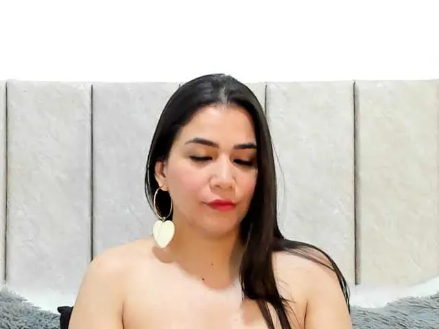 BongaCams BabeLeidy is Freechat BabeLeidy — In my show I will masturbate while you watch me, I will play a lot with my dildos, deep throat, I love fantasies and fetishes, come with confidence, I have an interactive toy, add me to your favorites.