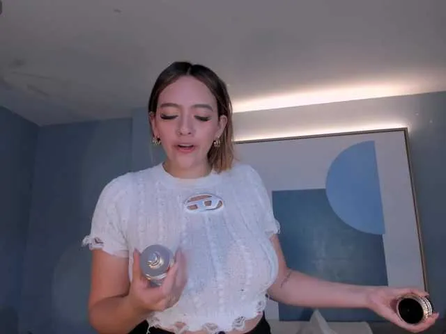 Freechat BellaRose on BongaCams