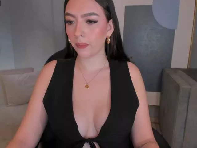 Freechat BellaRose on BongaCams