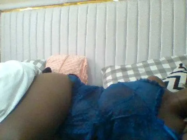 Freechat BoobieQueen on BongaCams