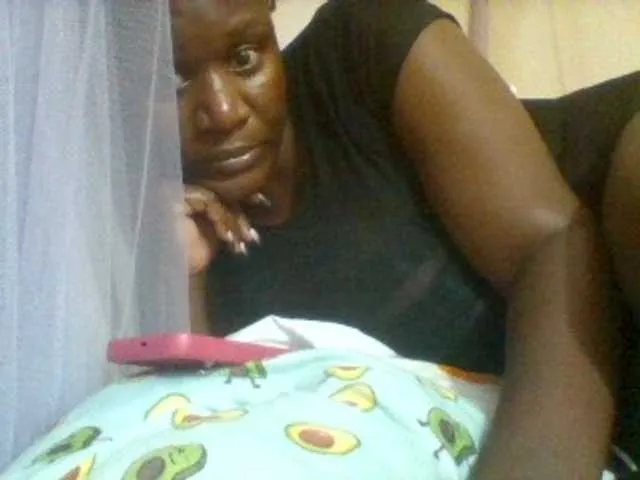 Freechat BoobieQueen on BongaCams