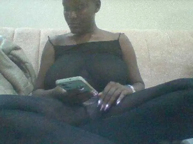 Freechat BoobieQueen on BongaCams