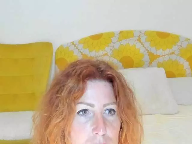 Offline BritishPenelope on BongaCams