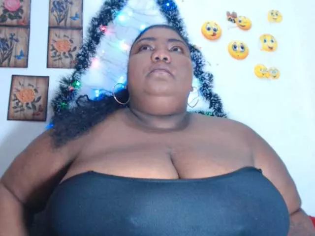 Offline bustyboobsxxll on BongaCams