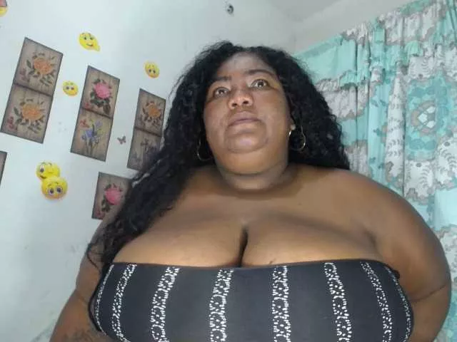 Offline bustyboobsxxll on BongaCams