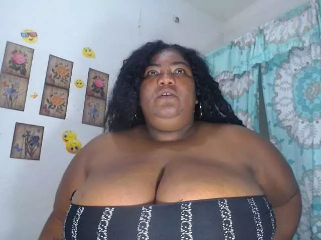 Offline bustyboobsxxll on BongaCams