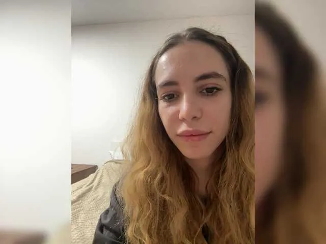 Freechat Buzzyd on BongaCams