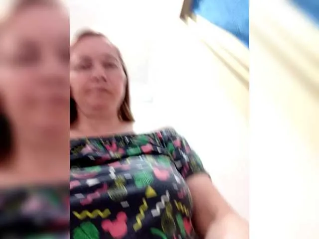 Elena565-1 on BongaCams 