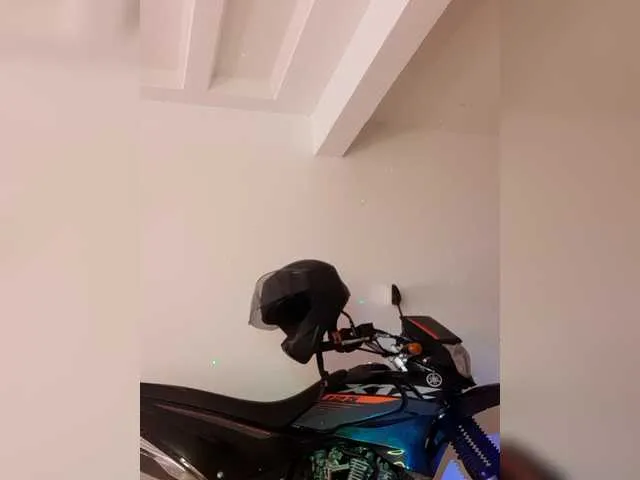 EMMAAA-STOONEE's avatar