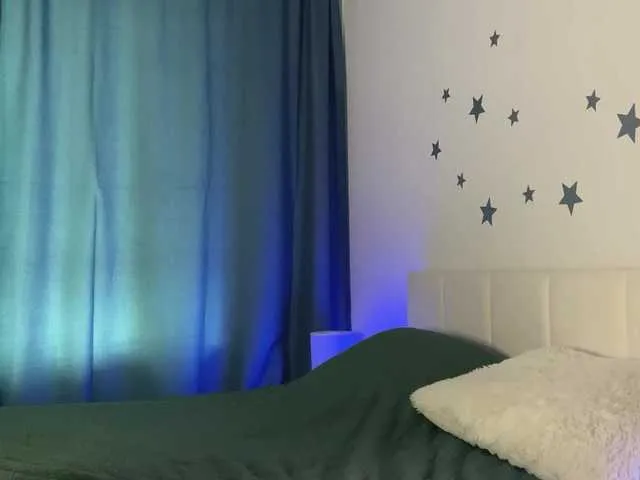 Offline EmmSee on BongaCams