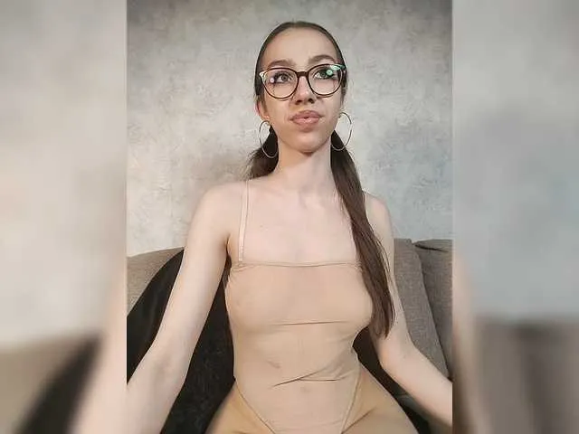 Offline evaangel on BongaCams