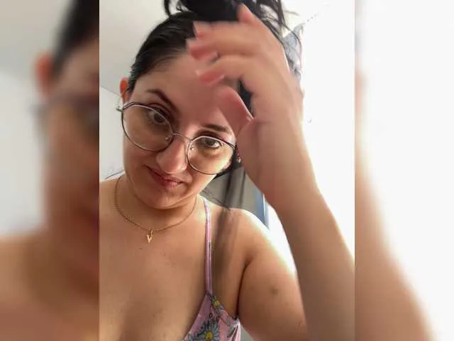 Freechat EvanShell1 on BongaCams