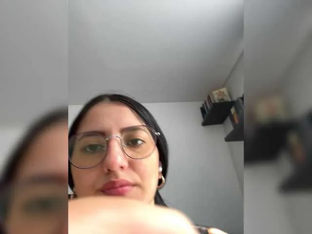 Freechat EvanShell1 on BongaCams