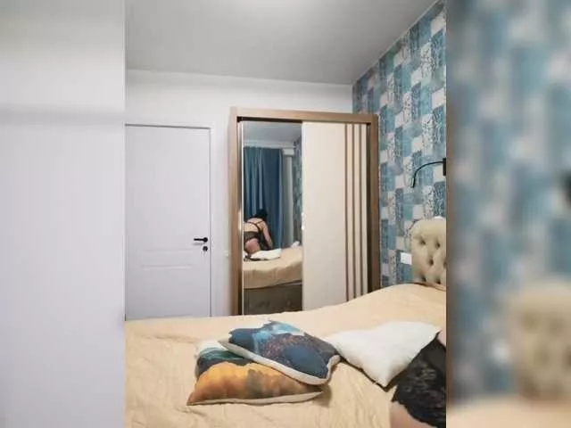 Offline Find-me2 on BongaCams