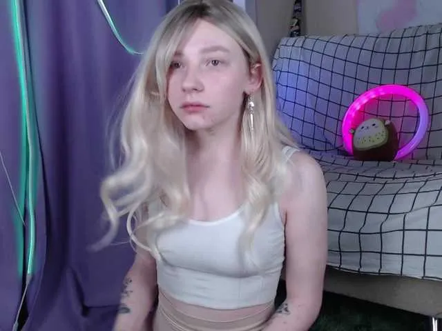 Freechat FlexxyLexy on BongaCams