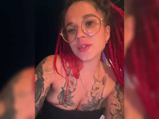 Offline Flipflapsolo on BongaCams