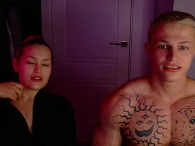 James-Eva0 on BongaCams