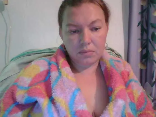 BongaCams Juliamad is Freechat Juliamad — I get turned on by confident guys and dirty talk