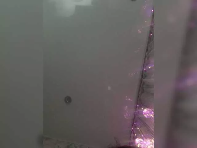 Offline Lana-11 on BongaCams