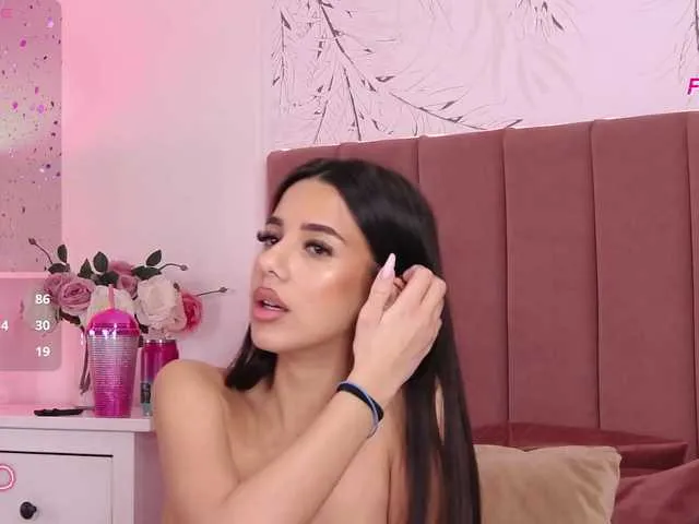 BongaCams LaraKennt is Freechat LaraKennt — I like when someone is nice to me . I might be also shy but i love getting naughty from all the points of view . Make me compliments and let me know all u willing to do together hihi