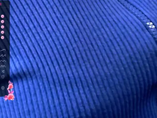 Offline LauraBess on BongaCams