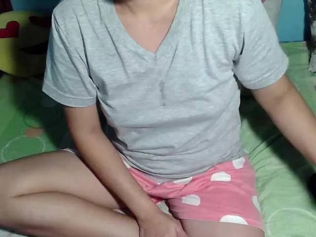 Offline LizBeth23 on BongaCams