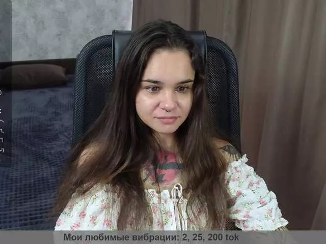 Offline LollyMille on BongaCams