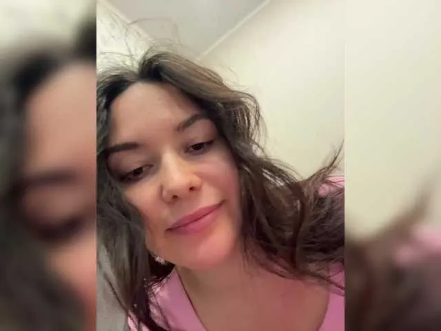 Love69me on BongaCams