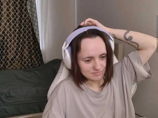 Freechat LunaL0ve on BongaCams