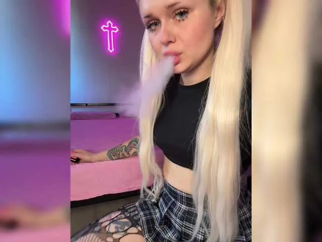 LuxBby on BongaCams