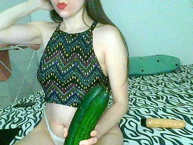 Freechat MagalitaAx on BongaCams