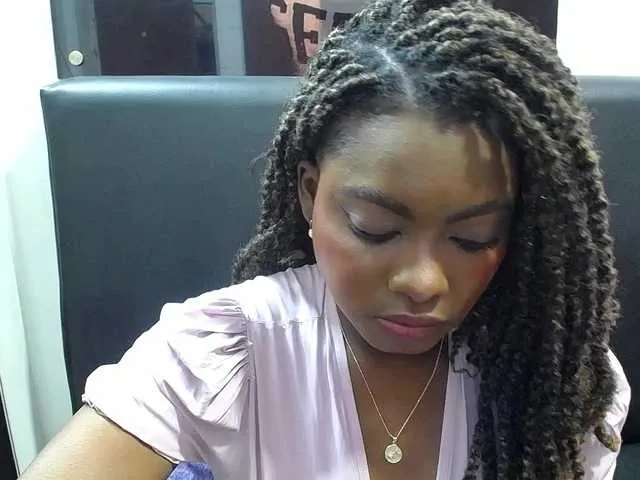 Offline MarcelaGrey on BongaCams