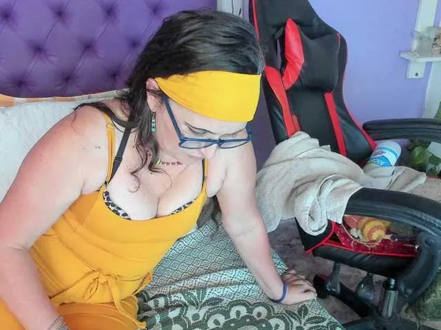 Offline MargothClain on BongaCams