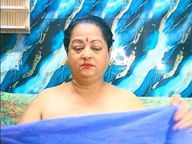 Freechat matureindian on BongaCams