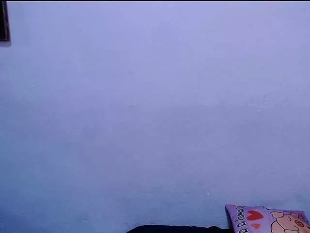 Offline Maxlayla on BongaCams