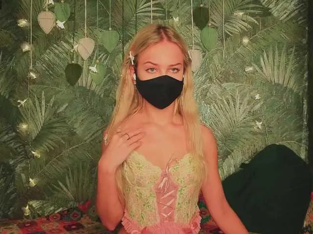 Freechat Meeeeow on BongaCams