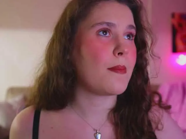 Freechat myemmy on BongaCams