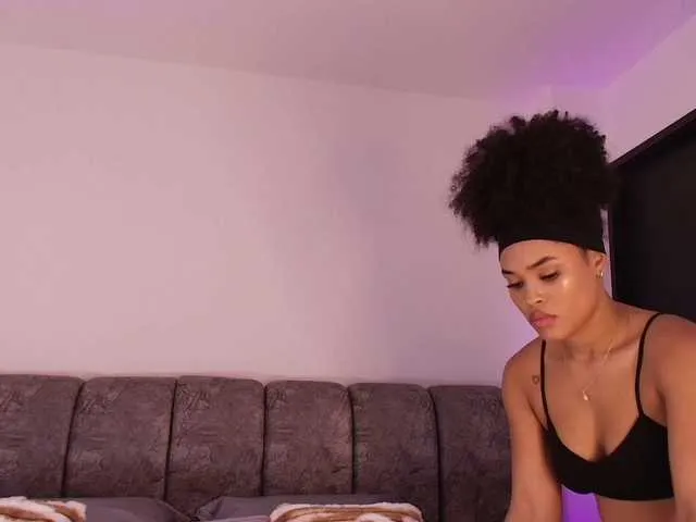 naia-blesed on BongaCams 