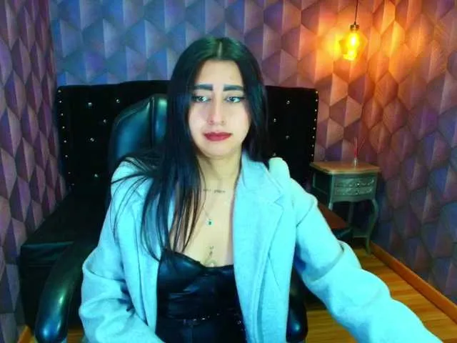 Offline nanisshawna on BongaCams