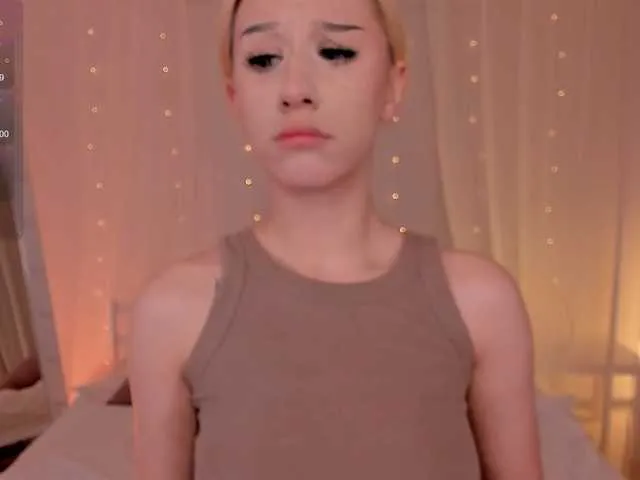 Offline Necucubi on BongaCams