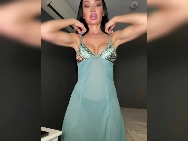 Freechat nicole21x on BongaCams