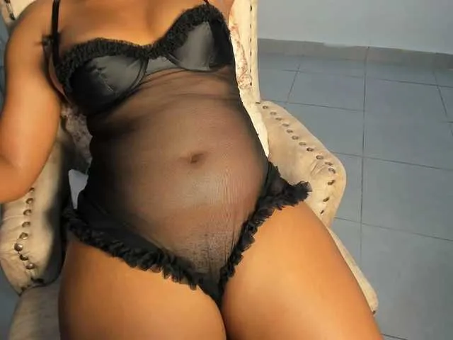 Offline Nylaa on BongaCams