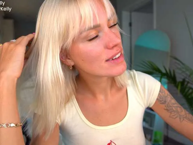 Freechat ohbabykelly on BongaCams