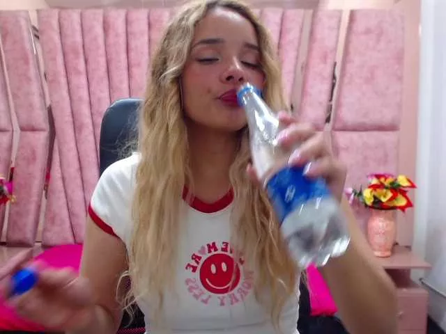 Freechat OliviaFox on BongaCams