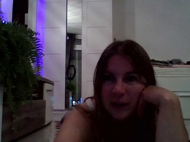 Offline Sarahrose on BongaCams