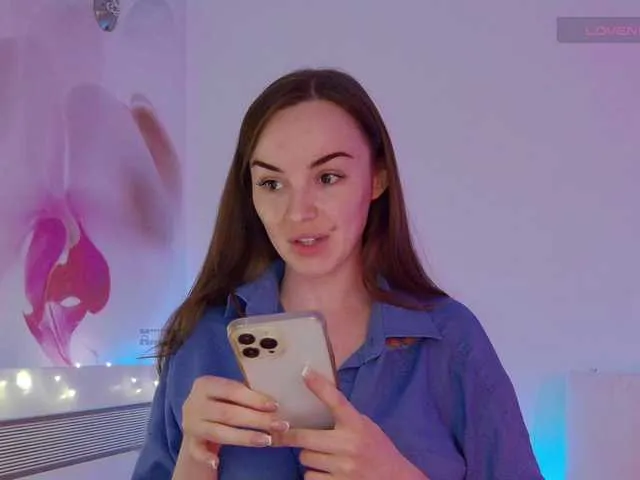 Freechat SincereLight on BongaCams